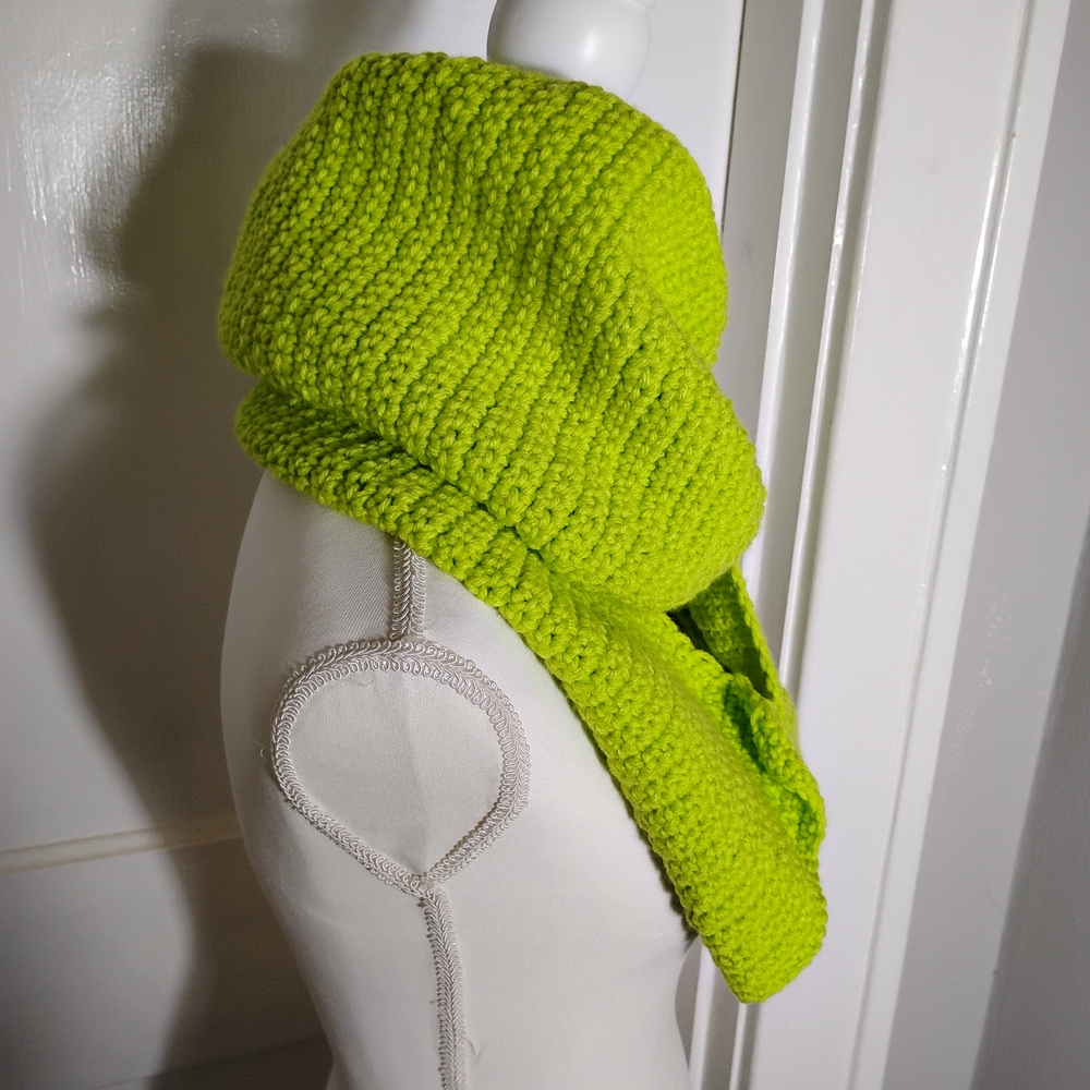 Bright Green Knit Scarf - Picture 7 of 10